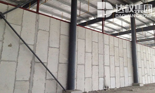 想建棟別墅？選擇輕質(zhì)隔墻板省時省心！